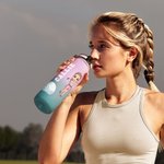 Bouteille d'Eau de Sport Personnalisée avec Nom et Personnage Dessin Animé Style de Golf Cadeau d'Anniversaire pour Passionnés de Golf