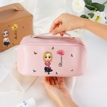 Personalisierte 3D Geburt Blume Cartoon Mädchen Leder Wide Open Makeup Tasche mit Namen Reisezubehör Muttertag Geburtstag Geschenk für Frauen