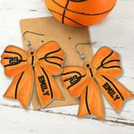 Henkilökohtainen Creative Creative Jalkapallo Baseball Softball Sport Bow Bow Akryyli korvakorut nimi ja numero Game Day Syntymäpäivälahja Ball Sports ystäville