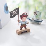 Personalisierte Cartoon Piratengesicht Foto Transparent Acryl Plaque mit Namen und hölzerne Basis Party Schreibtisch Dekor Kindertag Geburtstagsgeschenk für Jungen Mädchen