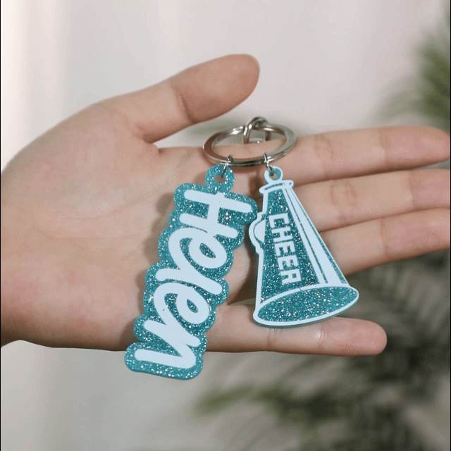 Personalisierte Glitter Bow Ribbon Cheering Horns Charm Schlüsselanhänger mit Namen Sport Team Geburtstag Geschenk für Cheerleader