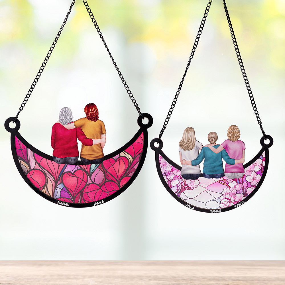 Attrape-Soleil Suspendu Personnalisé avec Personnages de Dessin Animé et Noms en Forme de Lune Cadeau Fête des Mères pour Maman et Grand-Maman