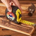 Personalizzato Arcobaleno Cartoon Uomo Personaggio Metro a nastro con nome e braccialetto Strumento fatto a mano Compleanno Festa del Papà Regalo per Architetti Artigiani