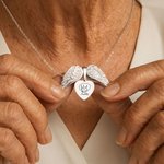 Personalized Zircon Angel Wings Dog Cat Portrait Heart Necklace Dainty Jewellery Birthday Pet Loss Memorial Gift for Pet Owners Lovers