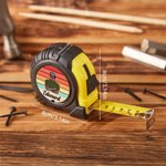 Personalizzato Arcobaleno Cartoon Uomo Personaggio Metro a nastro con nome e braccialetto Strumento fatto a mano Compleanno Festa del Papà Regalo per Architetti Artigiani