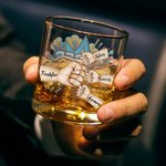 Personalized Super Dad Fist Bump 10 oz Rock Whiskey Glass with 2-7 Names Home Kitchen Accessories Father's Day Birthday Gift for Dad Wine Lovers