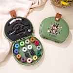 Personifierad söt Highland Cow Portabel sybehörssats Förvaringslåda med namn Sömnadsverktyg Tillbehör Födelsedagspresent för skräddare sömnad älskare