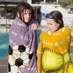 Personlig Baseball Softball Bow Quick Dry Oversized Microfiber Beach Handduk med namn Sommar Essentials Födelsedagspresent för bollsportälskare