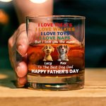 Personalisierte Happy Father's Day Whiskey Glas mit Namen und 1-4 Hunde Home Kitchen Decor Vatertag Geburtstag Geschenk für Hundehalter Weinliebhaber
