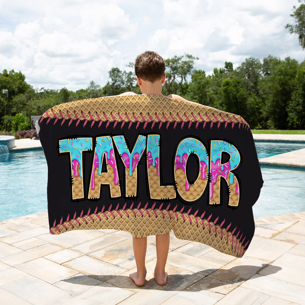 Serviette de plage en microfibre personnalisée Baseball Ice Cream Drip Name Quick Dry (séchage rapide) Summer Essential Holiday Birthday Gift for Family Friends (cadeau d'anniversaire pour la famille