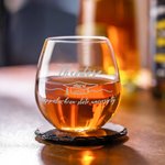 Gepersonaliseerde Graduation Cap Naam Whiskey Rocks Glass met School Naam en Jaar Afstuderen Party Verjaardagscadeau voor afgestudeerden klasgenoten Drinkers