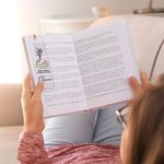 Gepersonaliseerde Geboorte Boek Boek Acryl Bladwijzer met Naam Tekst en kwastje Lezen Supplies Verjaardagscadeau voor boekenliefhebbers Bookworms