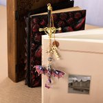 Personalisiertes Fantasy Drache Schwert Lesezeichen mit Namen Perle Stern Lesezubehör Geburtstag Geschenk für Leseratten Bücherwürmer Drachenliebhaber