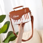 Gepersonaliseerde Piano Shape Punk stijl PU lederen Crossbody tas 's avonds met naam afstuderen cadeau voor vrouwen conservatorium studenten