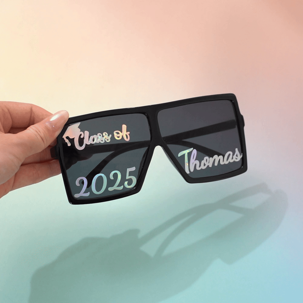 Personalized Graduation Cap Class of 2025 Gradient Square Sunglasses with Year and Name Party Favor Graduation Ceremony Gift for Graduates Friends