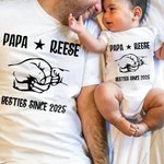 Personalisiertes  Babyflasche Weinglas Design Babybody und T-Shirt Set aus 100% Baumwolle mit Namen Vatertag Geschenk für Baby Papa