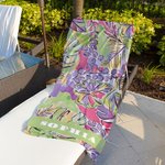 Toalla de playa de gran tamaño de secado rápido personalizada con nombre Tropical Vibe Watercolor Floral Summer Vacation Pool Party Gift for Women Swimming Lovers