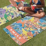 Toalla de playa de gran tamaño de secado rápido personalizada con nombre Tropical Vibe Watercolor Floral Summer Vacation Pool Party Gift for Women Swimming Lovers