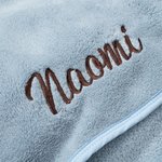 Personligt broderat namn Coral Fleece Hooded Handduk Sommar Pool Bad Essential Baby Shower Födelsedagspresent för barn