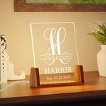 Henkilökohtainen Alkuperäinen akryyli LED-yövalo puupohjalla ja nimellä Lahja Home Decor Hääpäivä Newlywed Pariskunta