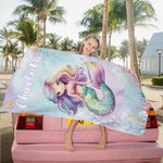 Toalla de playa personalizada con el nombre de la princesa sirena del mundo submarino de gran tamaño y secado rápido Regalo de cumpleaños esencial para viajes de verano para niñas