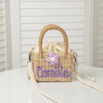 Personalizado lindo tejido de flores nombre del niño hecho a mano bolsa de paja Crossbody con correa para el hombro y el forro de cordón cumpleaños Día del Niño de regalo para las niñas