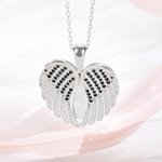 Chaîne Femme avec Prénom Personnalisé Collier Ailes d'Ange Cadeau Anniversaire Saint-Valentin pour Femme