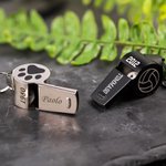 Fischietto con cordino personalizzato con nome e modelli diversi soprtivi regalo ideale per scuola o sport all'aperto per allenatori o insegnanti