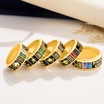 Personlig studentmössa Mascot Sports Icon Birthstone Stämplad ring med skolans namn och år Graduation Anniversary Gift for Graduates Klasskamrater