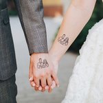 Personlig vattentät giftfri uppsättning med 24 porträtt tillfälliga tatueringar med namn och datum Bröllopsfest Jubileumspresent för nygifta gäster