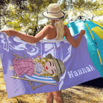 Personalisiertes Wohnmobil Cartoon Camping Charakter Strandtuch mit Namen Schnelltrocknend Sommer Reise Urlaub Geschenk für Camper Outdoor-Enthusiast