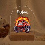 Henkilökohtainen sarjakuva Big Wheel Off-Road Truck Ajoneuvon nimi LED-yövalo, jossa on puinen pohja ja säädettävä 7 väriä Home Decor Syntymäpäivälahja lapsille