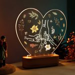 Veilleuse LED en Forme de Cœur Personnalisée avec 1-6 Noms Fleurs de Naissance Décoration avec Socle en Bois Cadeau Fête Anniversaire pour Maman
