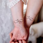 Personalized Line Birth Flower Infinity Symbol Waterproof Non-toxicity Temporary Tattoos with 2 Names Wedding Party Favor Gift for Couples Friends