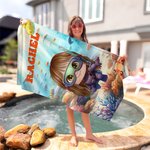 Serviette de Plage Personnalisée avec Nom Personnage de Dessin Animé Style du Monde Marin Cadeau Anniversaire pour Enfant