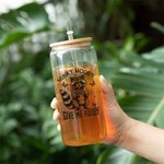 Personalisierte Give Me Foody Cute Raccoon 12 oz 16 oz 20 oz Glasbecher mit Deckel und Strohhalm Urlaub Geburtstag Geschenk für Freunde Familie Waschbär Liebhaber