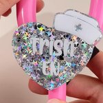 Henkilökohtainen Glitter Heart Sairaanhoitaja Cap Concealed Snap Stetoskooppi ID Tag kanssa nimi Job Title Sairaanhoitajat Week arvostus syntymäpäivälahja Medical Staffille