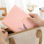 Henkilökohtainen Syntymä Kukka Viikoittainen suunnittelija Spiral A5 muistikirja nimellä Uusi vuosi Valmistuminen Syntymäpäivä Lahja perheelle Ystävät