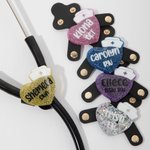 Henkilökohtainen Glitter Heart Sairaanhoitaja Cap Concealed Snap Stetoskooppi ID Tag kanssa nimi Job Title Sairaanhoitajat Week arvostus syntymäpäivälahja Medical Staffille