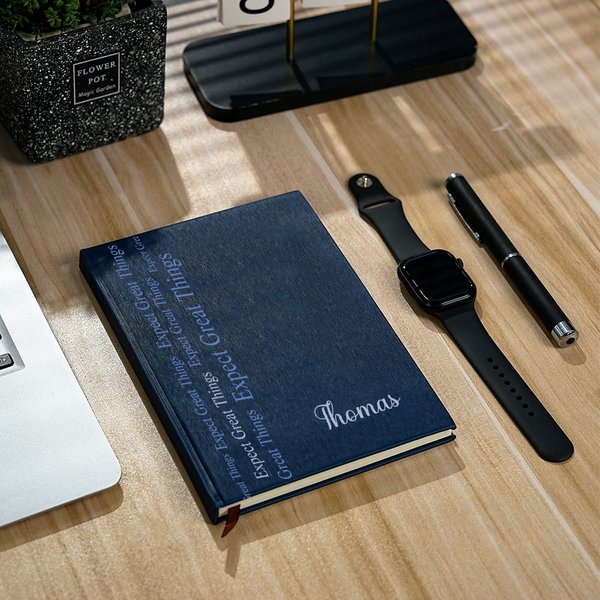 Personalisierte Motivationsphrasen A5 Notizbuch mit Name Aufnahme Zubehör Geburtstag Graduierung Inspirational Geschenk für Absolventen Kollegen