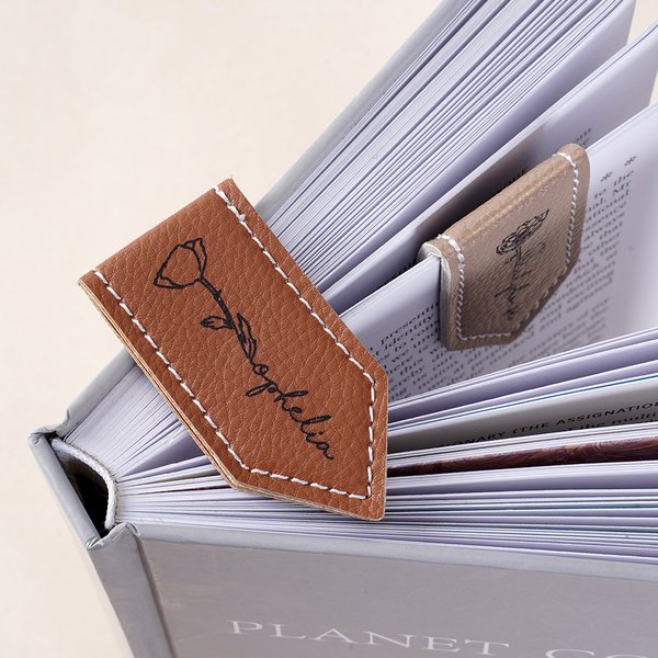 Personalisiertes Magnetisches Geburtsblume Lesezeichen aus PU-Leder mit Namen Lesezubehör Geburtstag Geschenk für Bücherliebhaber Bücherwürmer