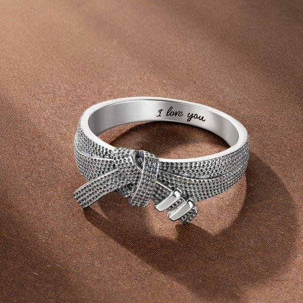 Bague en Argent Sterling Personnalisée avec Nom Gravé Anneau Forme Ceinture de Karaté Taekwondo Cadeau Anniversaire pour Amateurs Karaté