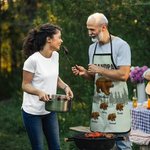 Personalised Papa Bear and 1-12 Kid Bears BBQ Waterproof Adjustable Apron with Title and Names Father's Day Birthday Gift for Dad Grandpa