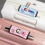 Gepersonaliseerde Bloemen Karakter Bagage Handvat Wrap met Naam Set van 2 Reis Accessoires Vakantie Verjaardagscadeau voor Familie Vrienden