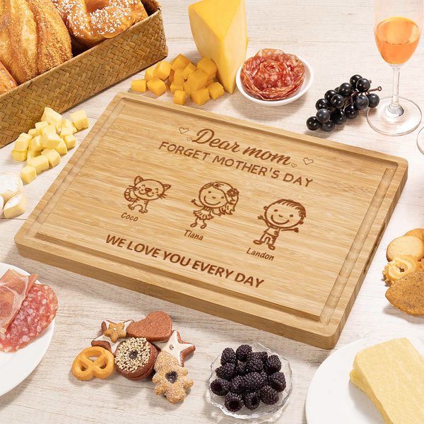 Planche à découper la charcuterie en bambou avec rainure pour le jus et noms Cadeau de fête des mères personnalisé et gravé Dessin au trait du personnage de dessin animé Fsc