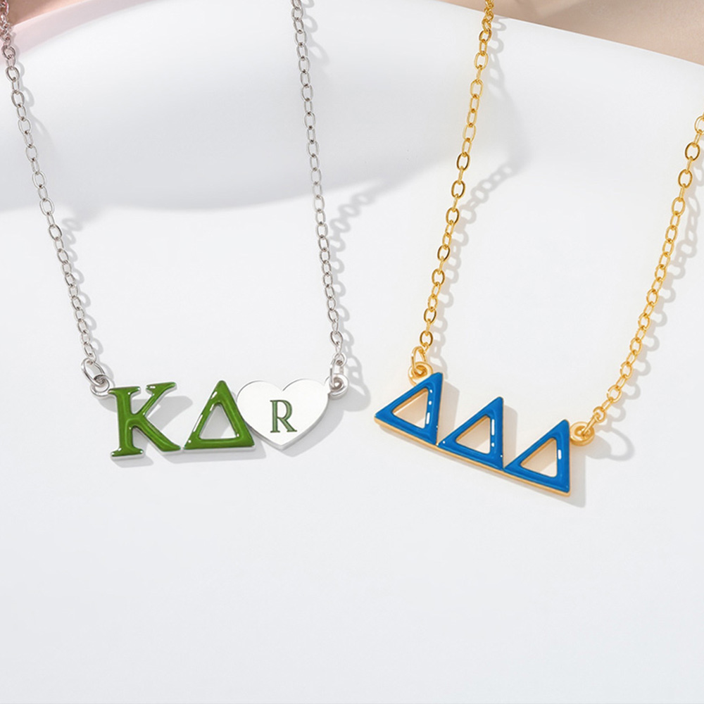 Collier de lettres grecques personnalisées avec breloque initiale en forme de coeur Cadeau de fin d'études pour les amies Filles| Callie × Affinity Licensing