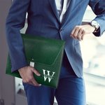 Henkilökohtainen Initial Name Vedenpitävä PU-nahka File Folder solki sulkeminen Office School Accessory Syntymäpäivä lahja työntekijöille opiskelijoille