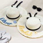 Personalisierte geflochtene Blume Floppy Beach Hat mit Namen Sommer Accessoire Geburtstag Urlaub Flitterwochen Geschenk für Frauen