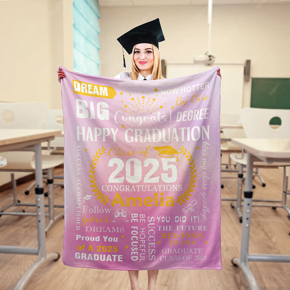 Couverture douce personnalisée avec nom et année Décoration de chambre Anniversaire Cadeau de fin d'études pour les diplômés
