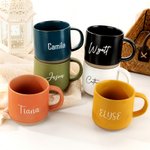 Henkilökohtainen monivärinen keksi pohja 12 oz keraaminen kahvimuki kaiverrettu nimi Home Office Drinkware syntymäpäivälahja perheelle ystävät kollegat